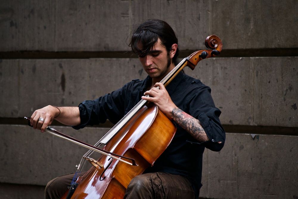 Cello er et fantastisk instrument å spille på